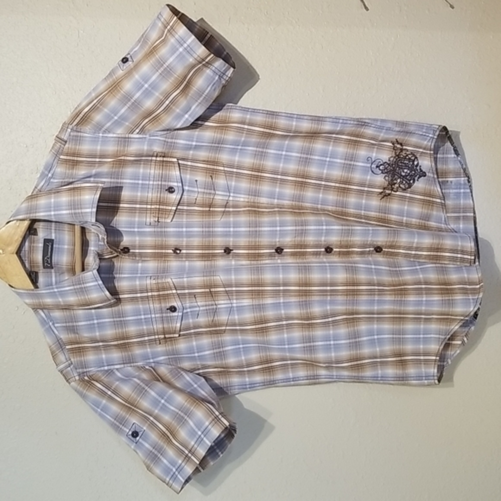 7‎ Diamonds short sleeve button up shirt lg
